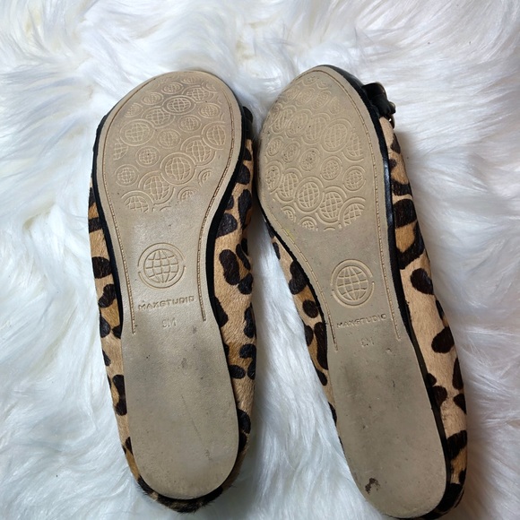 MAXSTUDIO Animal Print Loafers. - Picture 5 of 6